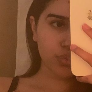 Meet your Posher, Angelina